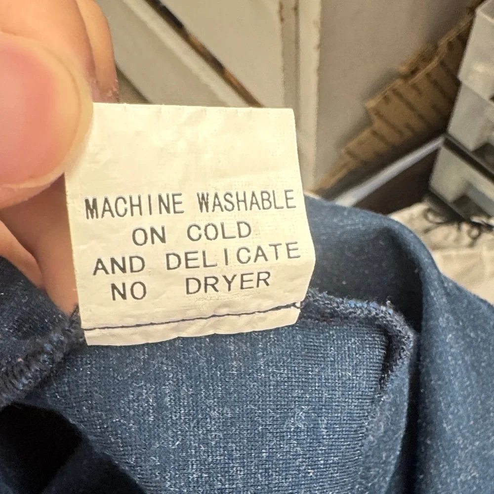 Amélline Navy Blue Dress with Black Accent - Picture 3 of 4